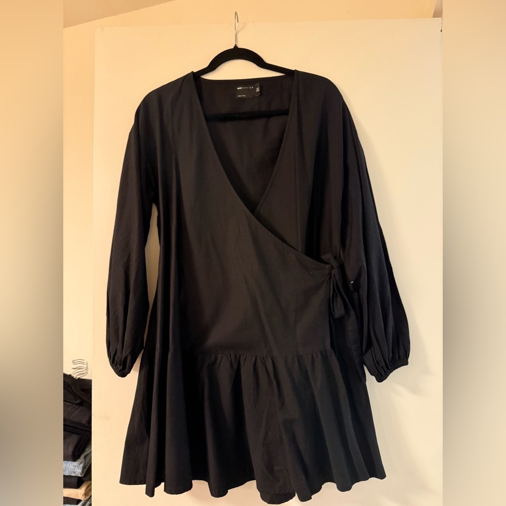 ASOS longsleeve wrap dress - black, sz 4